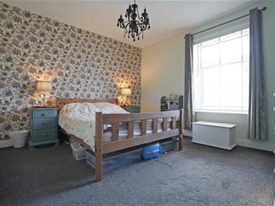 Picture 4